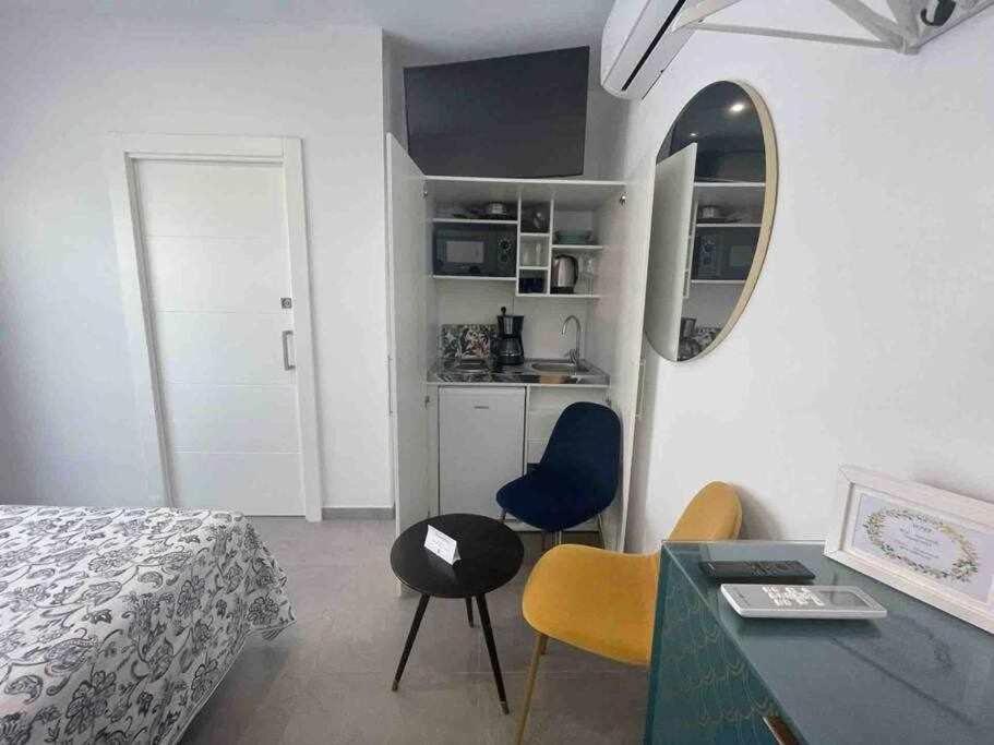XVIII B Suite Apartamentos Morales & Arnal 론다 외부 사진